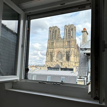 Apartamento Faro, Vue Sur La Cathedrale Reims Exterior foto